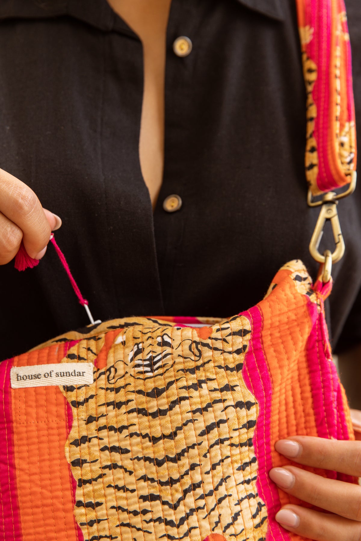 Shoulder Bag Red Tigress
